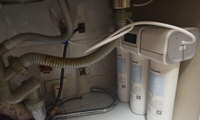 松下净水器E1故障及解决方法（如何应对松下净水器E1故障）