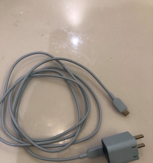 13pm应该使用多少瓦的充电器？如何选择合适的充电器？